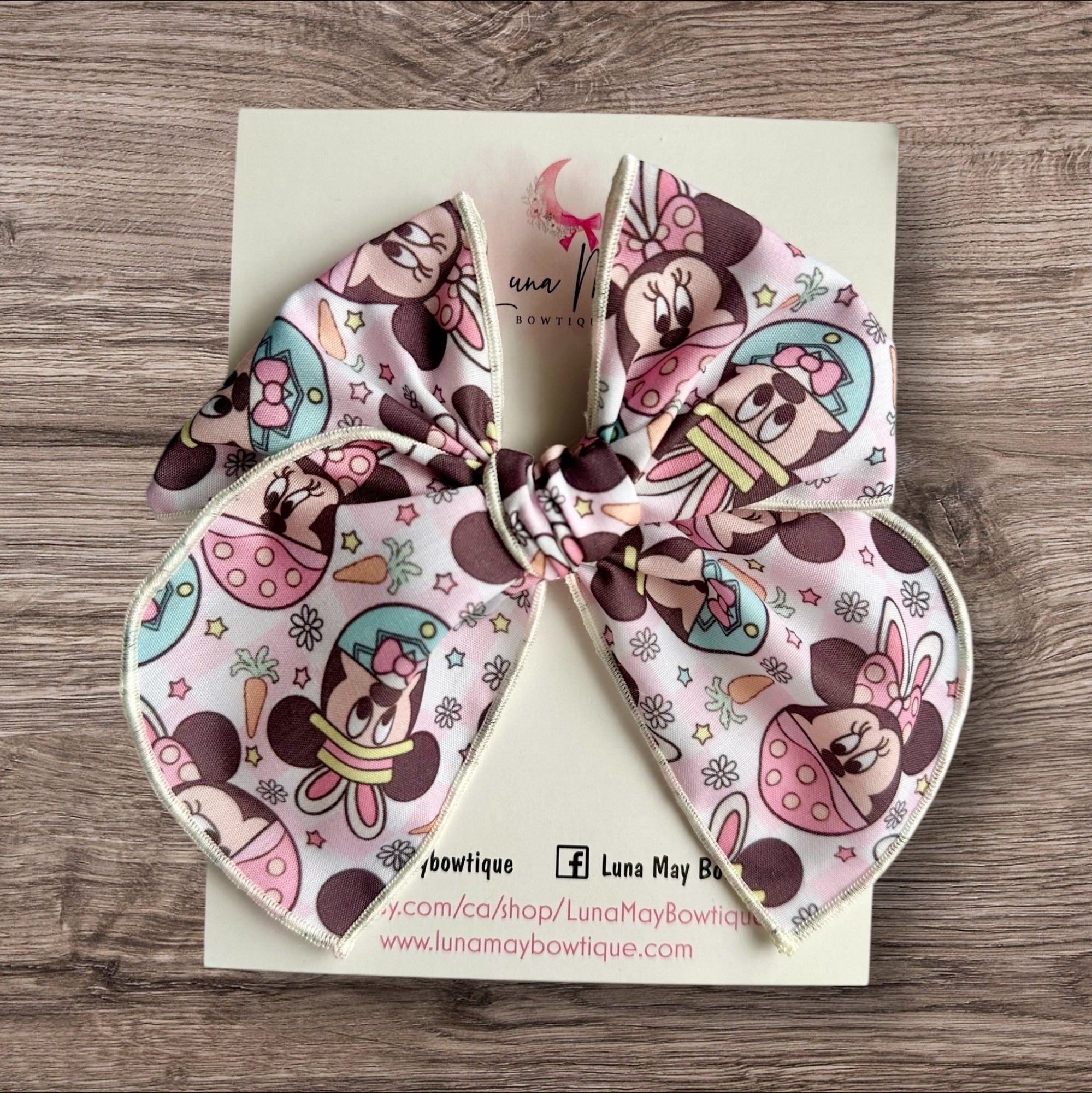 Mouse Eggs Sailor Bow on alligator clip