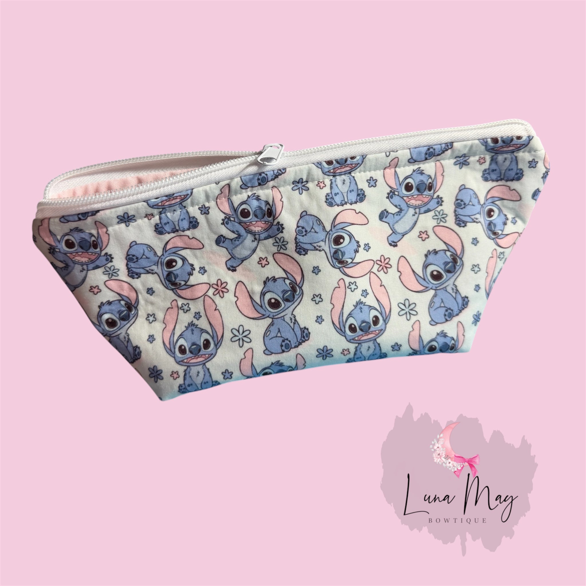 Blue Alien Pencil case