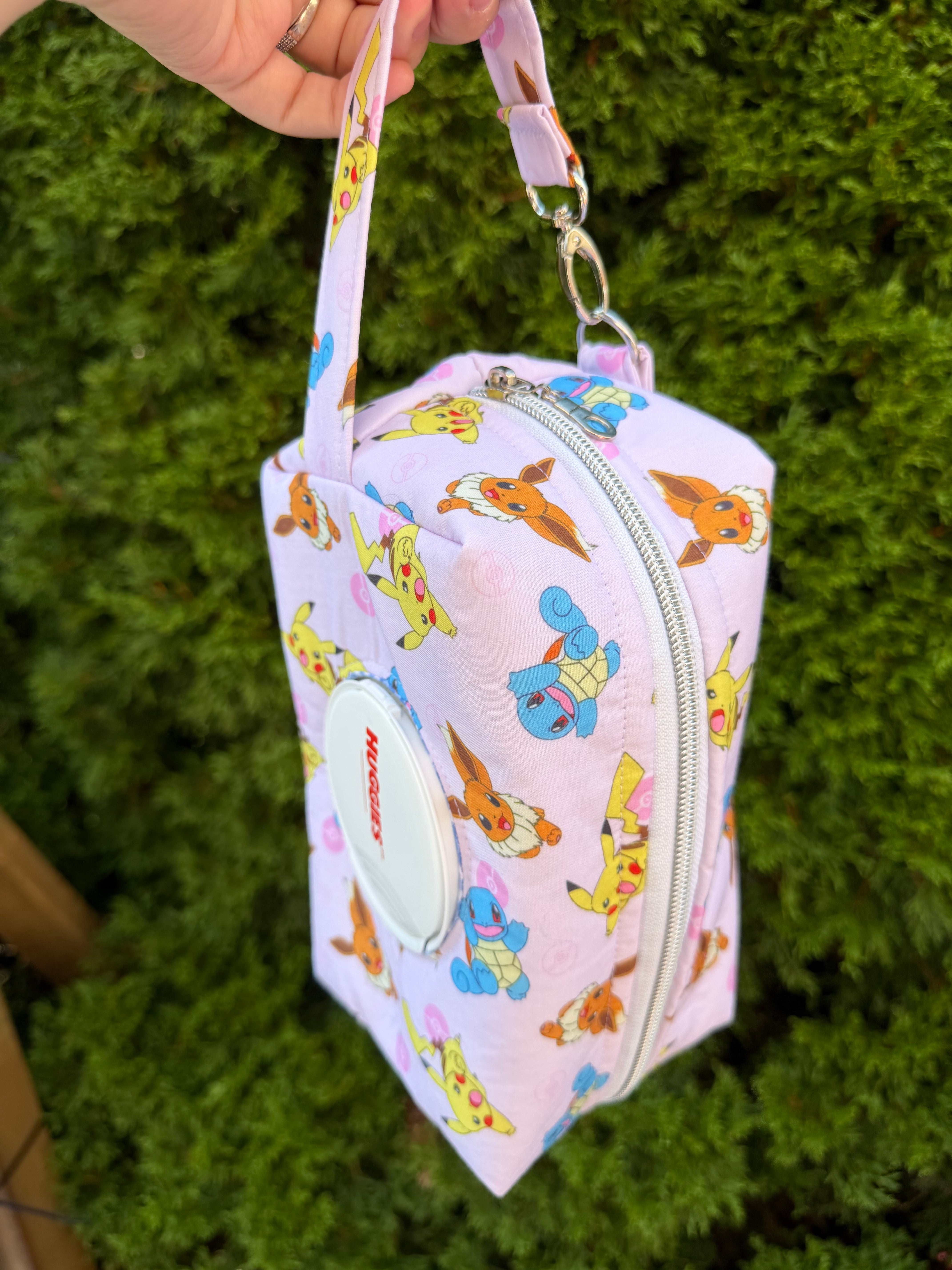 Catch Em Diaper and Wipe Pouch