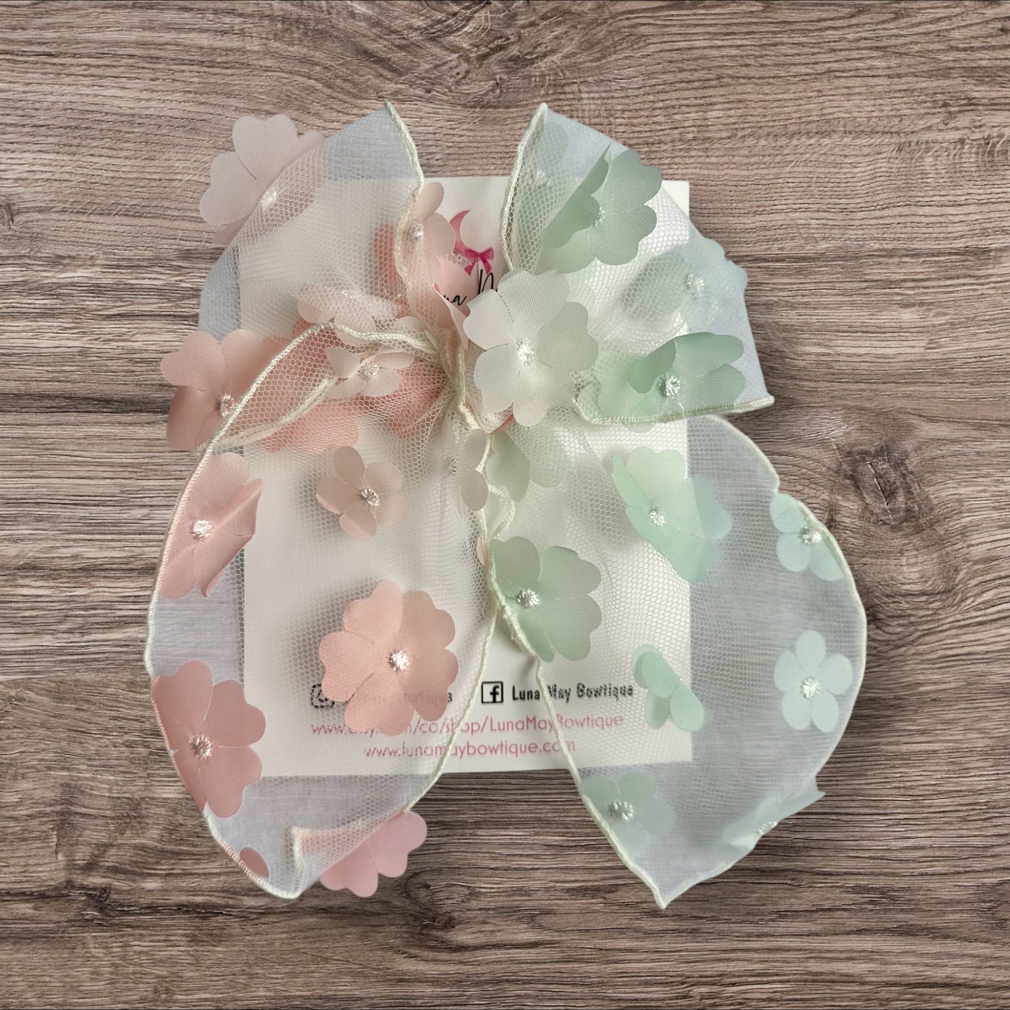 Large Floral Mesh Sailor Bow on alligator clip (colour varies on each bow)